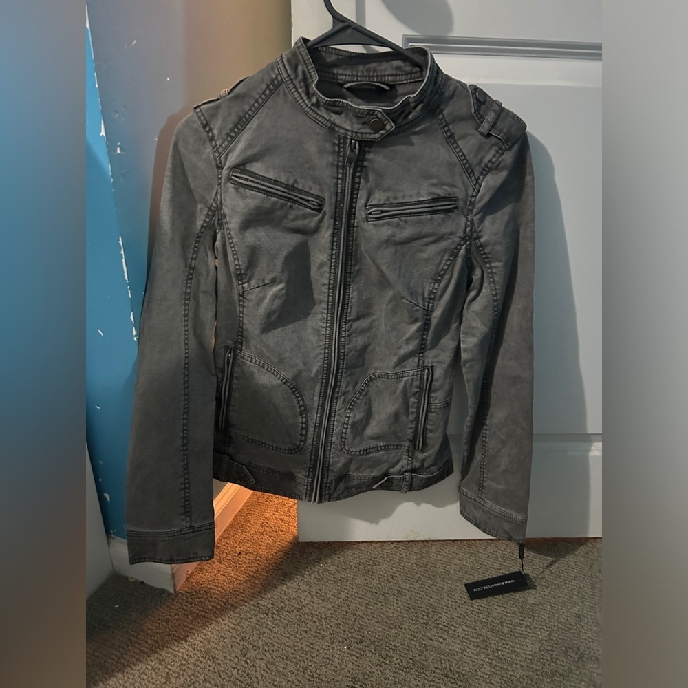 Runway New York Gray Jacket Size Small NWT